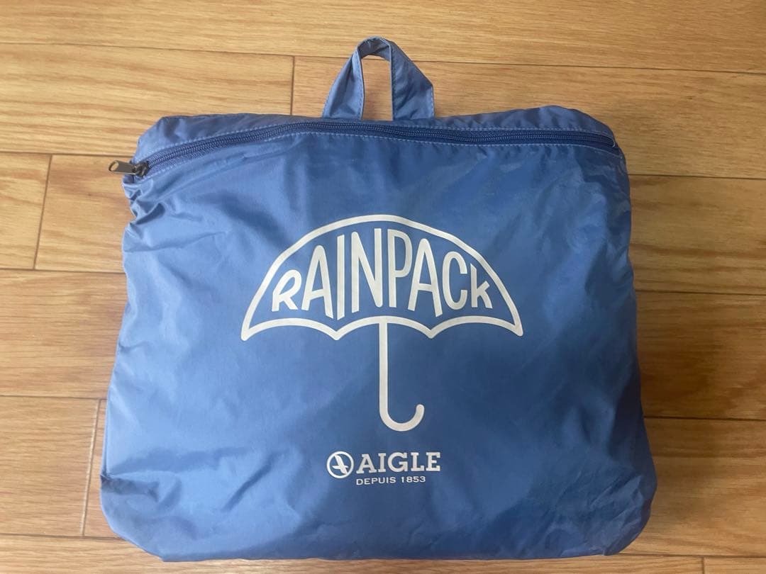 お値下げ　エーグル　未使用　フード付きポンチョ