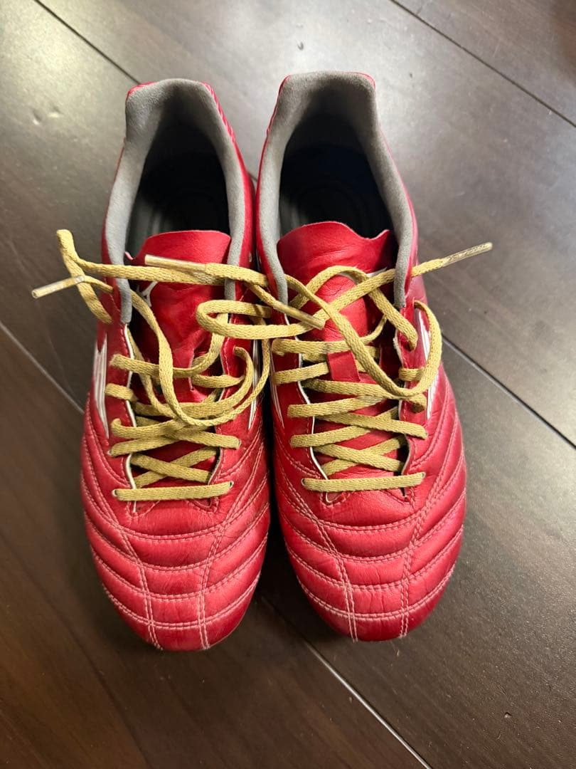 MONARCIDA NEO レッド サッカーシューズ