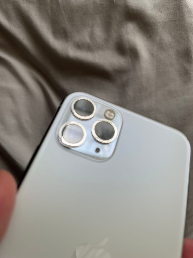 iPhone 11 pro 256GB 本体　白　シルバー　Faceid✖︎