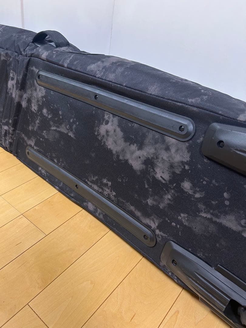 DAKINE カモフラ　迷彩　スノーボード　160cm キャリー付き　極美品