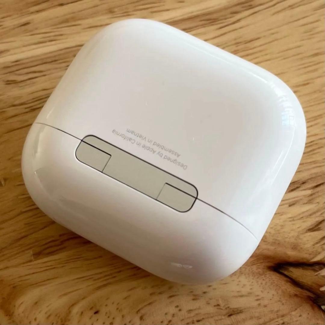 Apple AirPods 4 MXP93J/A アクティブノイズキャンセリング