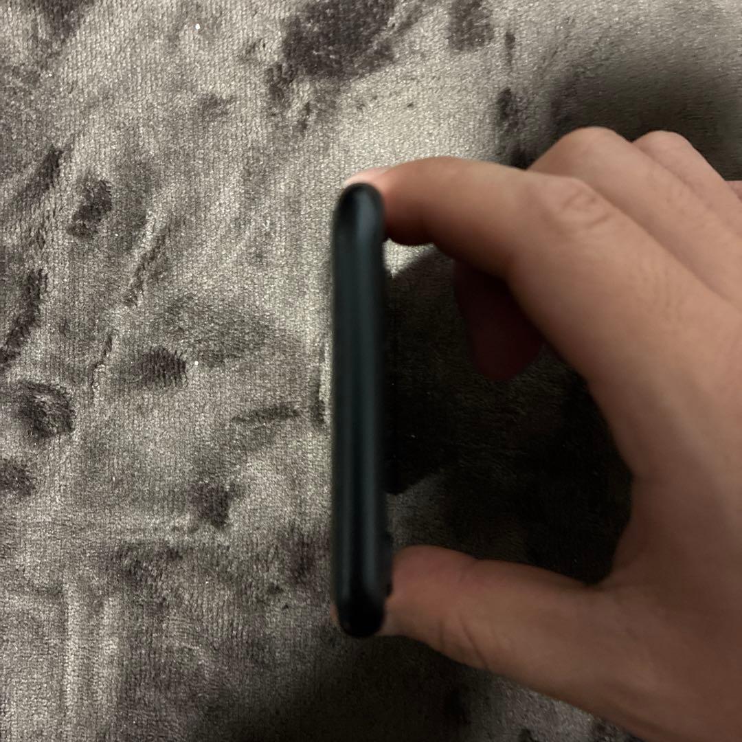 【美品】Apple iPhoneSE 第3世代 128GB 本体　箱有り