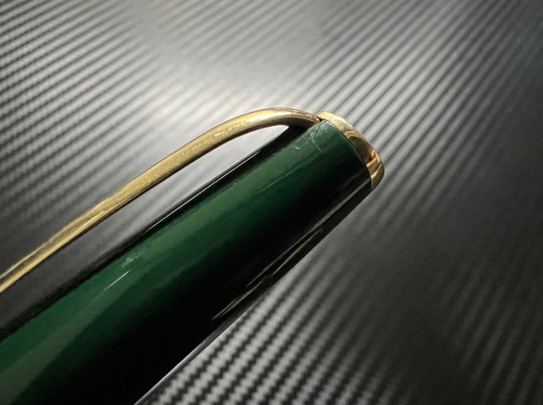 極美品 モンブラン ジェネレーション 万年筆 オリーブグリーン F 細字