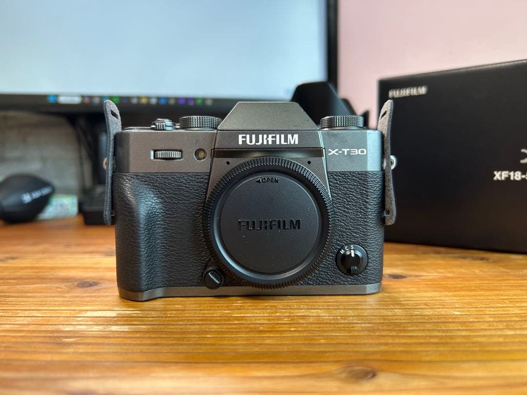 FUJIFILM X-T30 レンズセット　純正の予備バッテリー付き