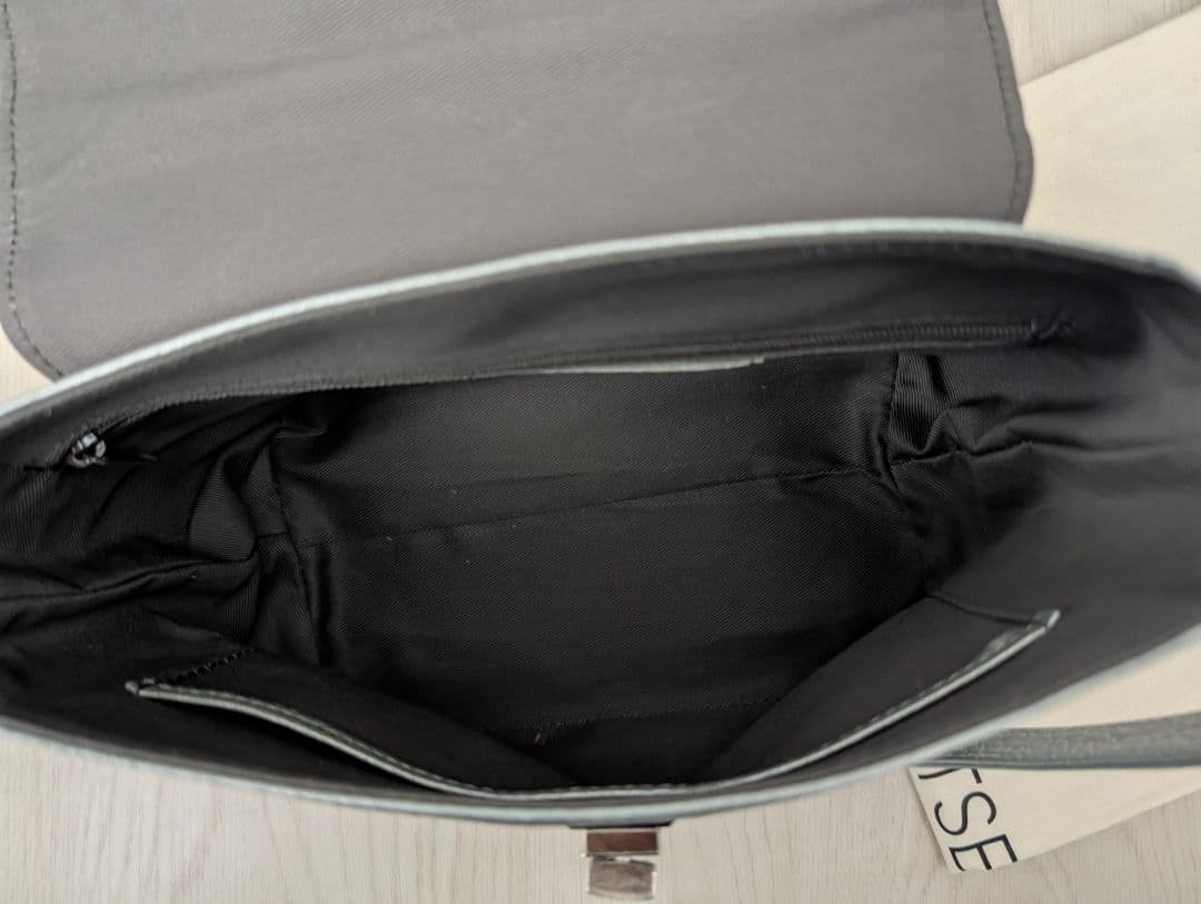 【新品未使用】JETSETTER限定色シルバー レザー ショルダーバッグ