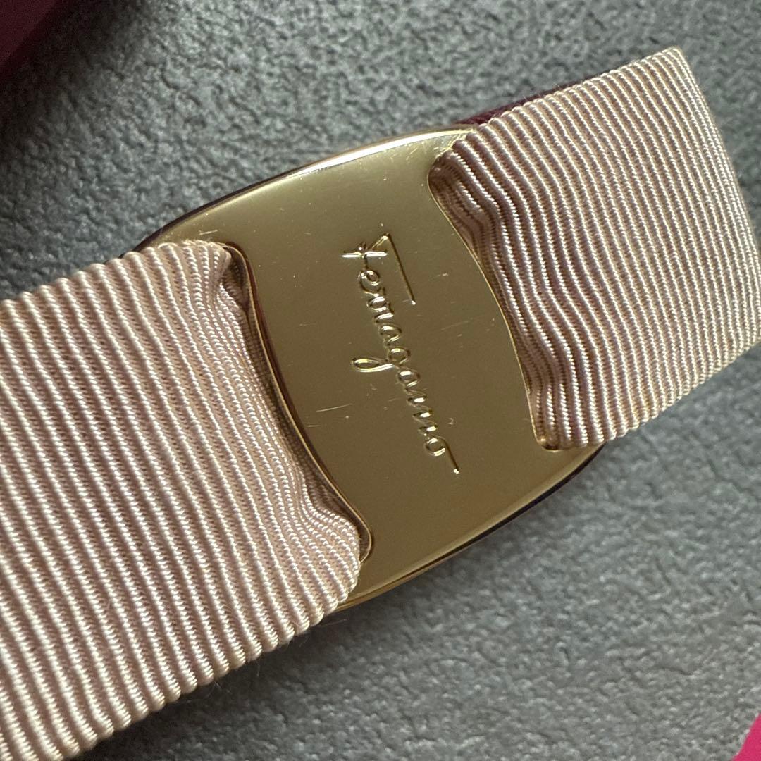 フェラガモバレッタ リボン バイカラー ヘアアクセサリー 箱付き