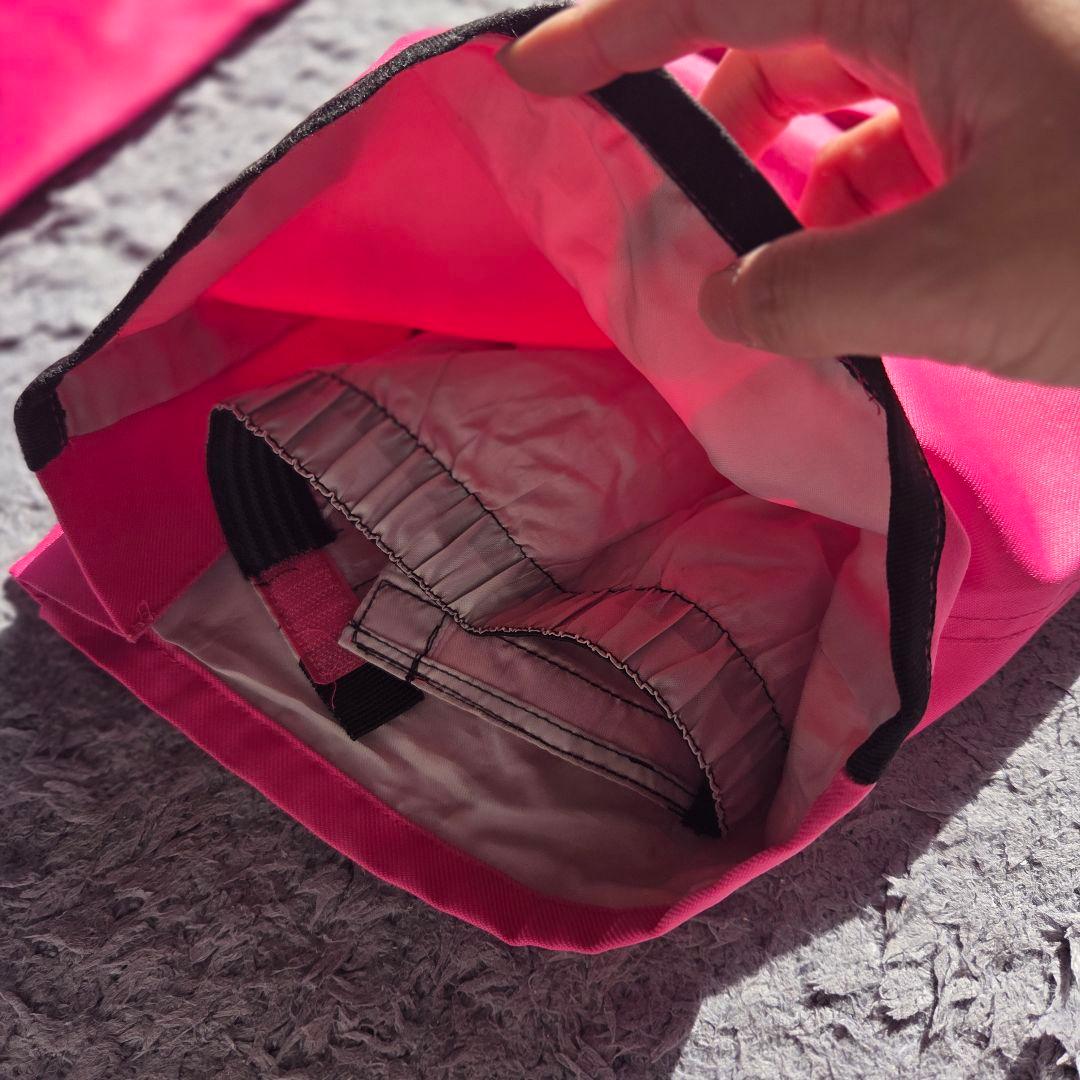 スノーウェア　上下セット　上M／下9号　ピンク×黒　多機能　通気性　レディース