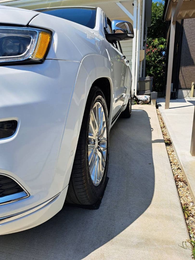 特価　JEEP　グランドチェロキー　wk36 ロワリングキット