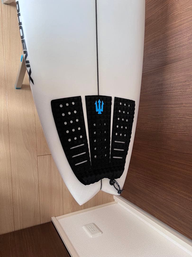 DHD フェニックス スワロー 5'8\" 31.5Lサーフボード　新古品