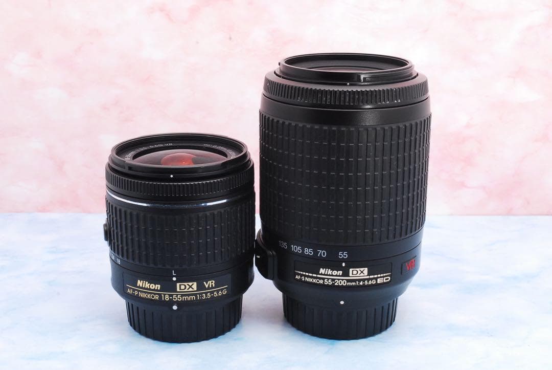 Nikon D5600☆一眼レフカメラ☆手ぶれ補正Wレンズ☆Wi-Fi♪