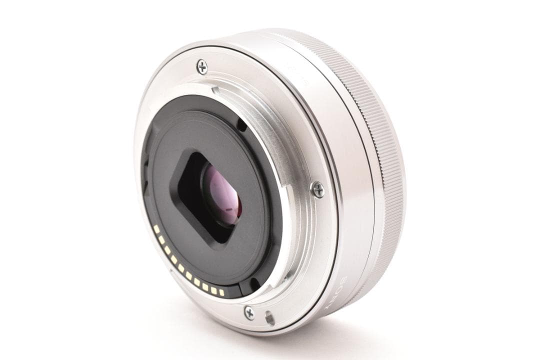 超美品 ソニー SEL16F28 16mm F2.8 AF 広角レンズ シルバー
