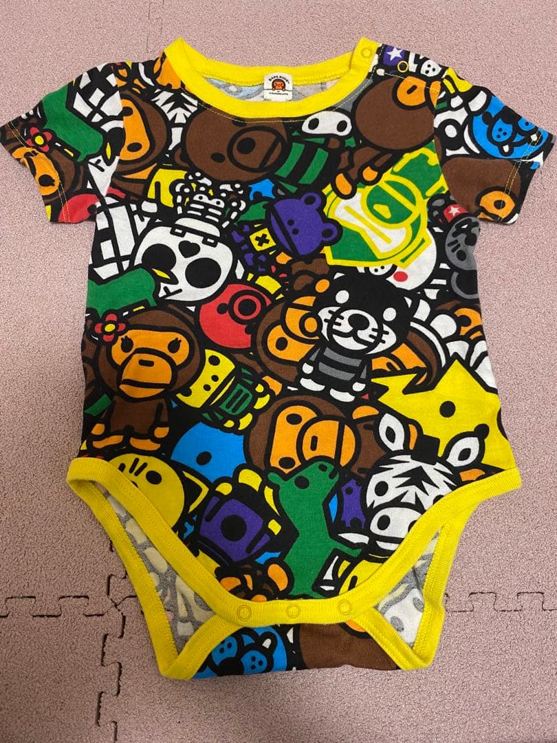 かいと 新品未使用　ベイシングエイプ　ロンパース80サイズ2枚セット