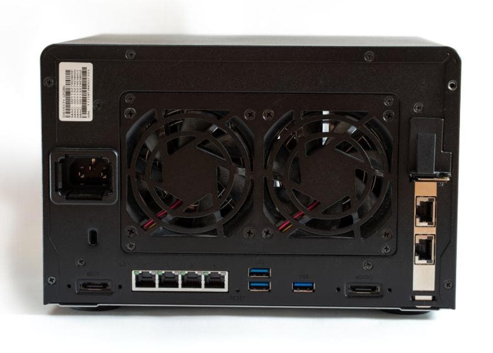 Synology DiskStation DS1517+(16GBメモリ)