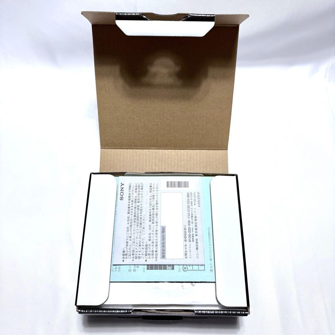 【未使用品】 SONY CyberShot DSC-WX7 シルバー デジカメ