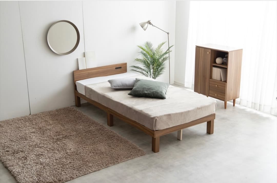【新品未使用】コンセント付きすのこベッド 天然木 木製 シングル フレーム