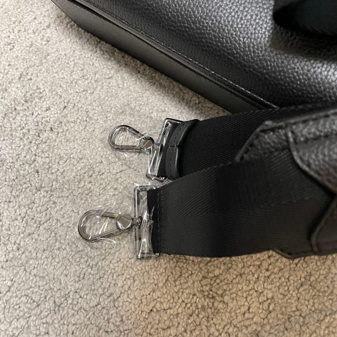 現行品　COLE HAAN バック　ビジネス　ブリーフケース　レザー　大容量