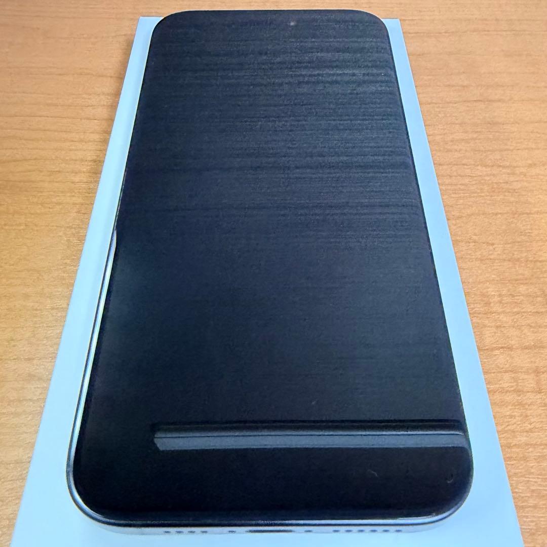 【美品】iPhone 16Plus 128GB SIMフリー 最大容量97%
