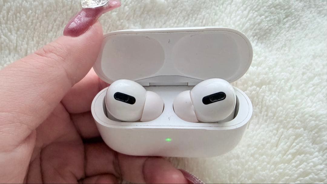 AirPodsPro本体 ホワイト 充電ケース付き 第一世代