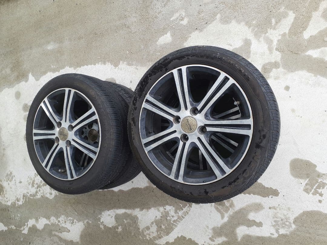 フー　15インチアルミホイール PCD100　　165/55R15