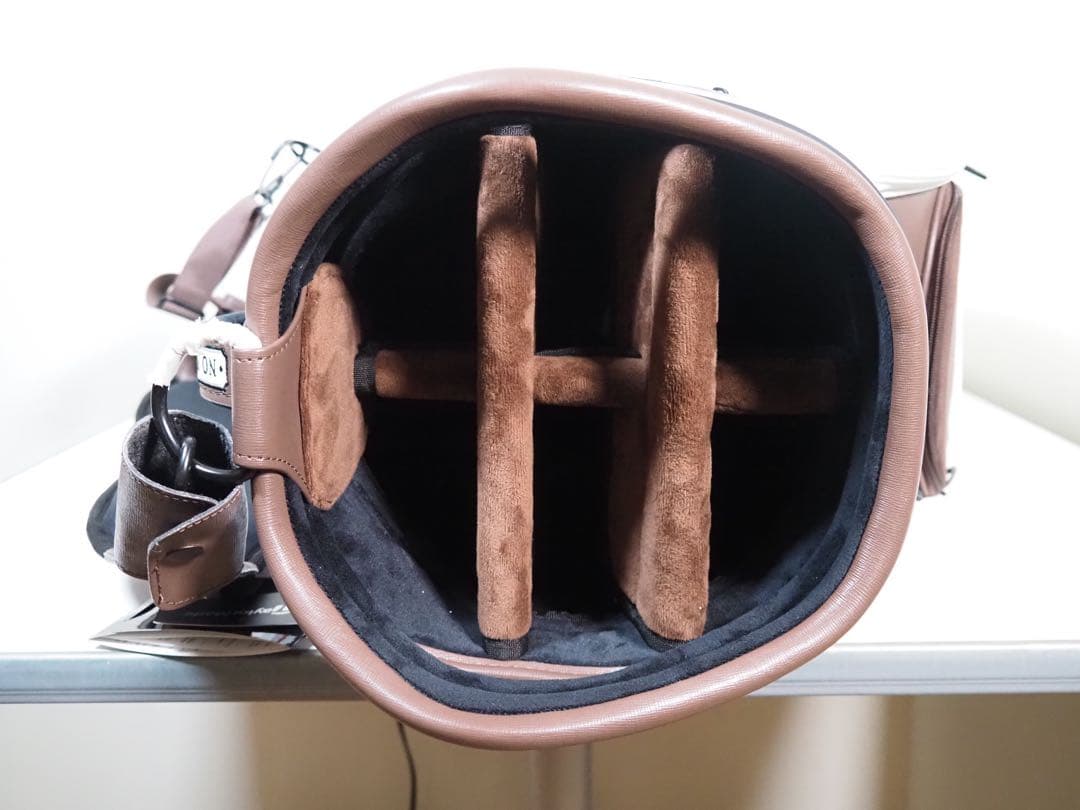 TaylorMade テーラーメイド　Golf Staff Bag