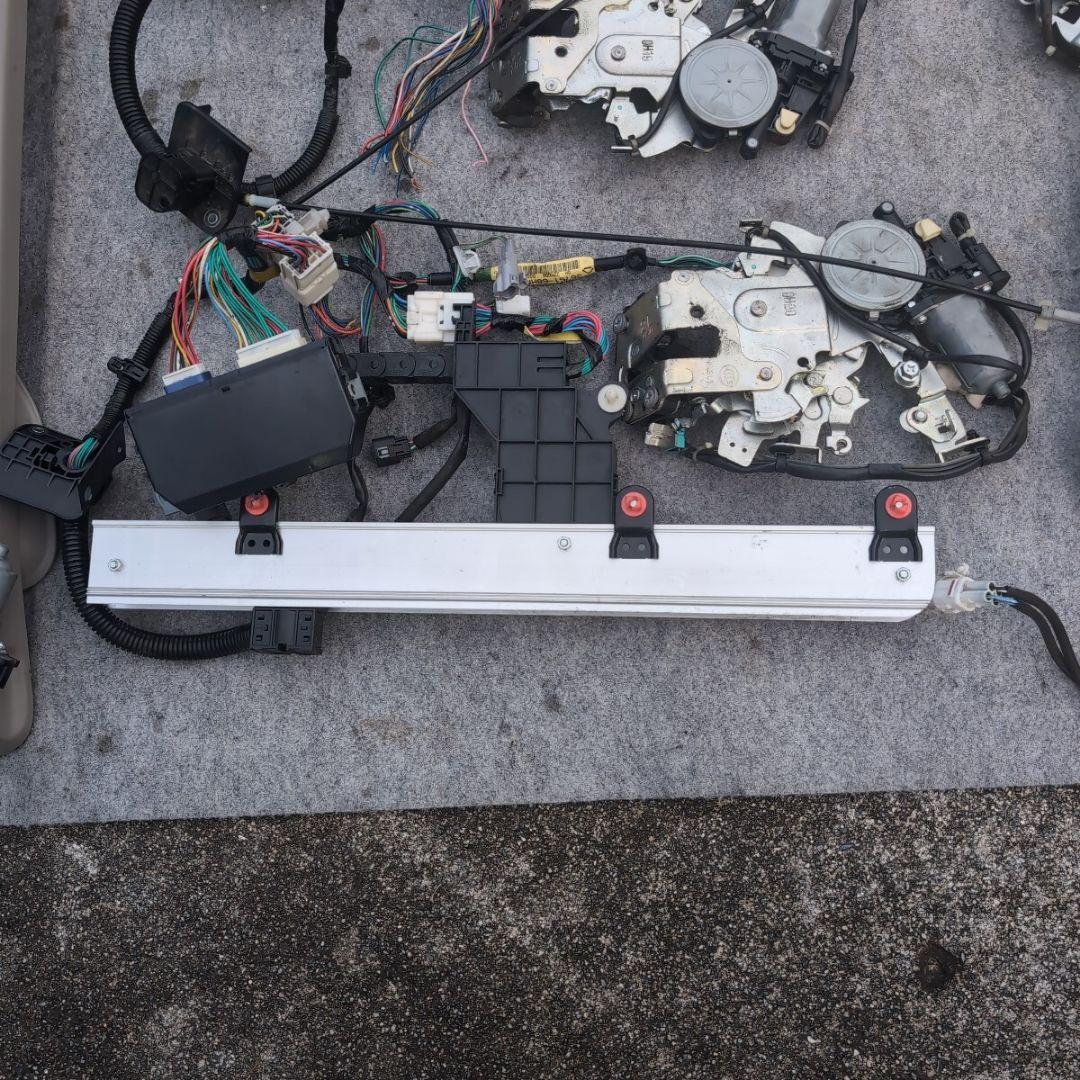 エブリイバンda64V ドアクローザー ドアロック