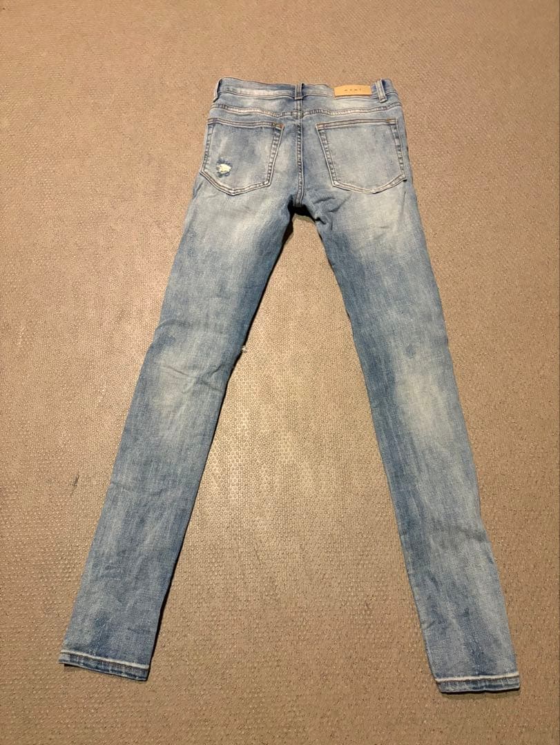 mnmlライトブルースキニーデニム