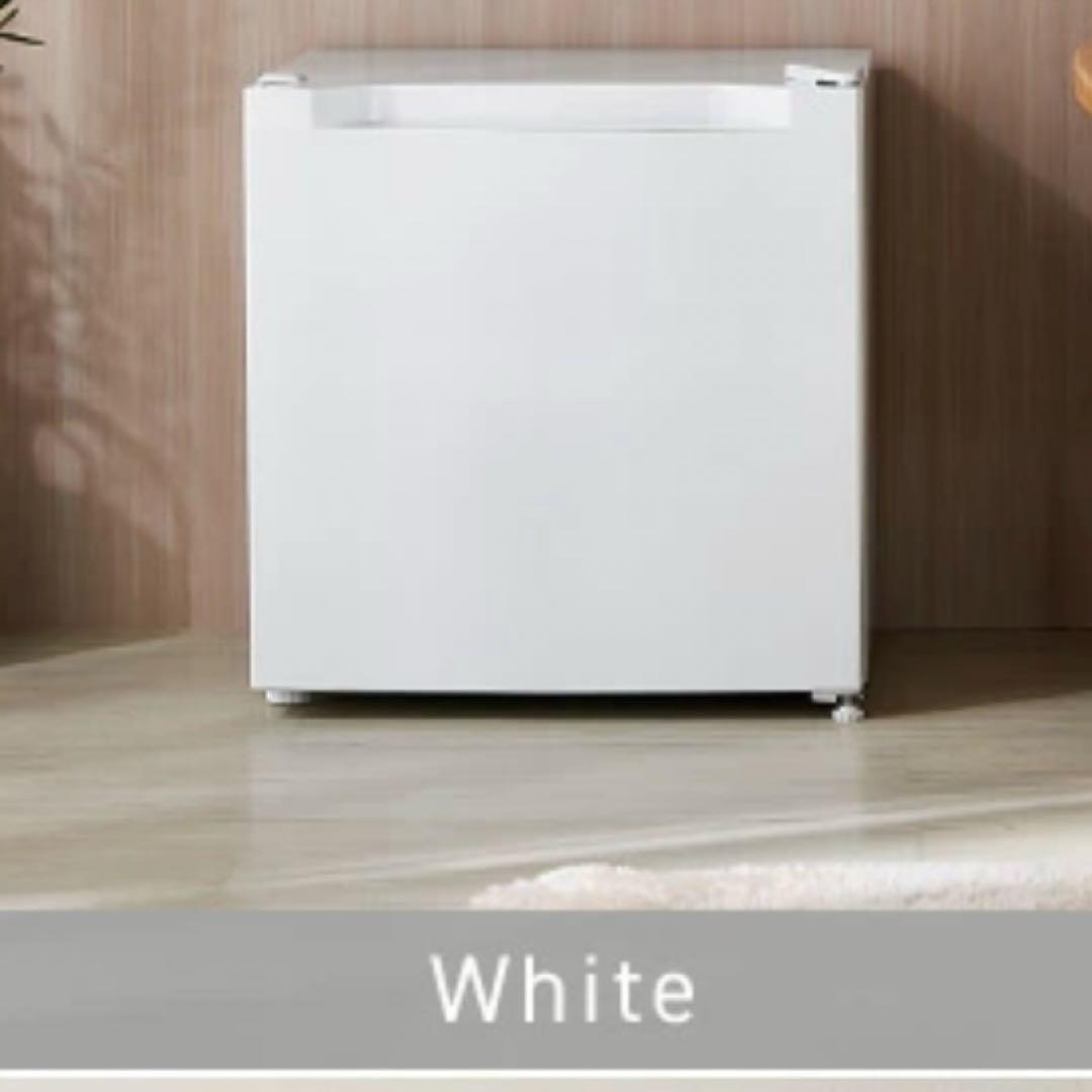 アイリスオーヤマ　冷凍庫　31リットル　ホワイト