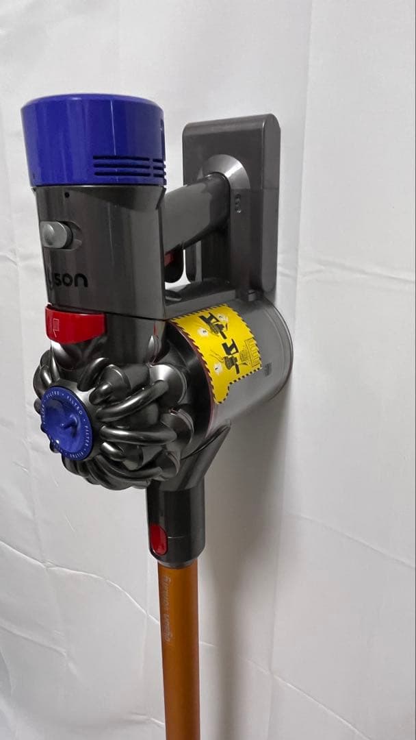 【動作確認済】Dyson V8 Fluffy コードレススティッククリーナー