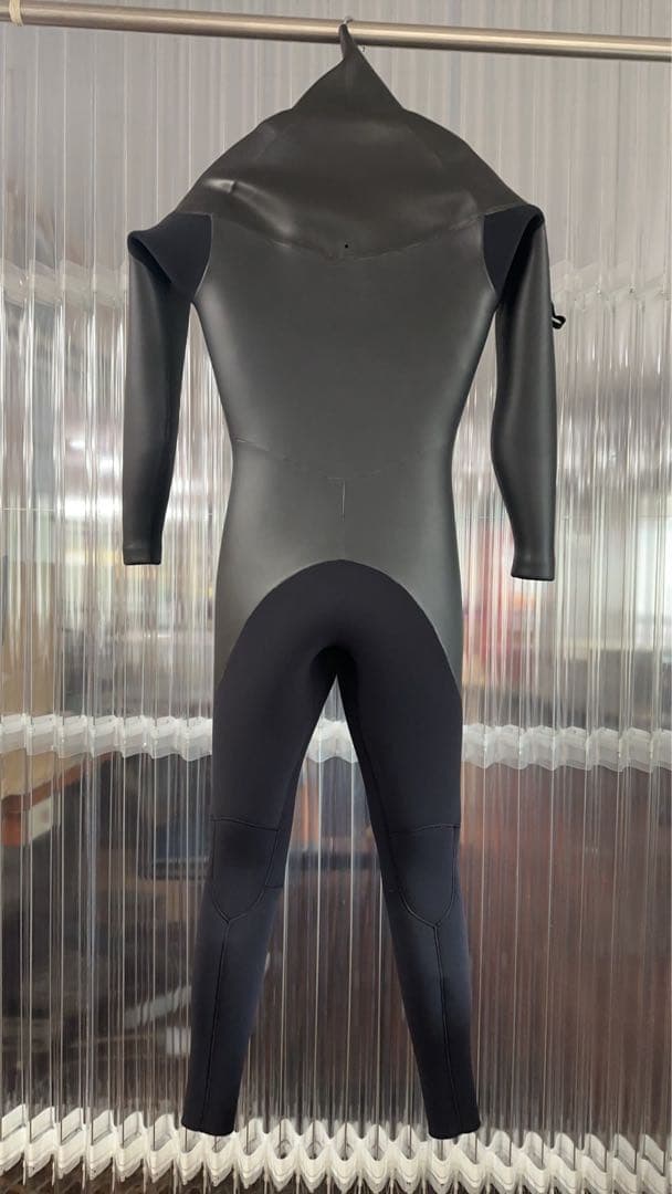 セミドライ　オールブラック　レガシー　5/3mm ロングチェスト　ML