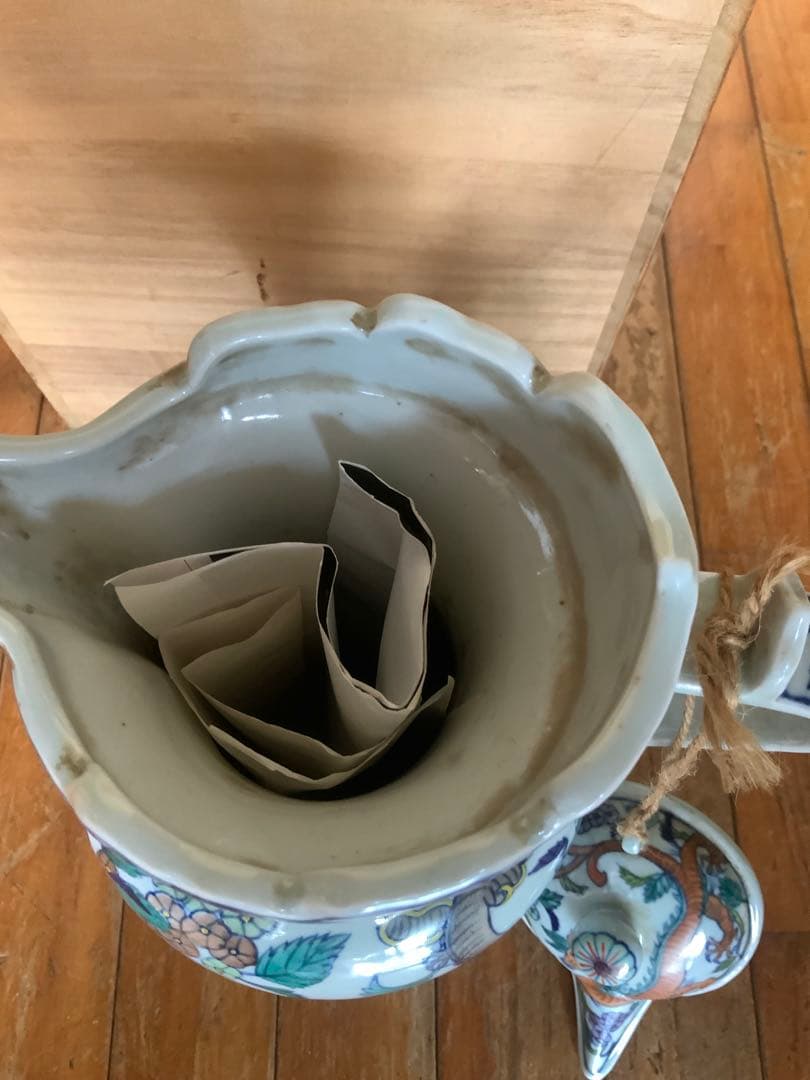 中国美術 闘彩僧帽壺　龍　大清乾隆年製　骨董　アンティーク　手描き