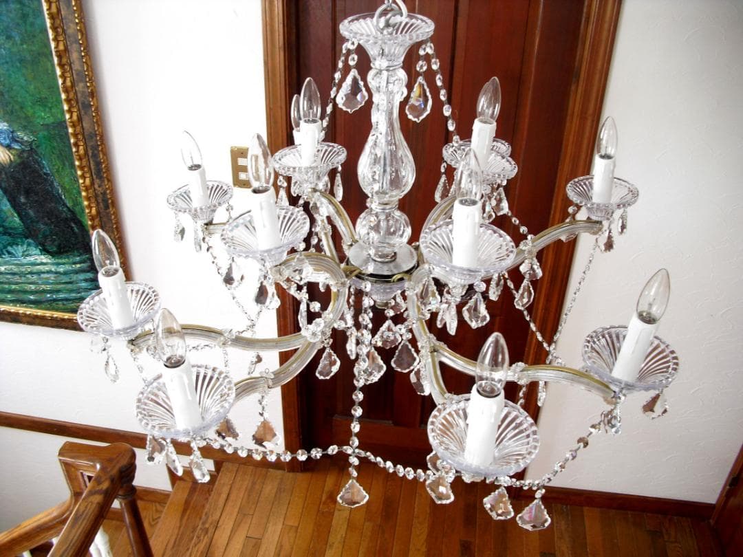 チェコ・ボヘミアンクリスタルガラス☆１２灯シャンデリア☆七色に輝く高純度・高品質