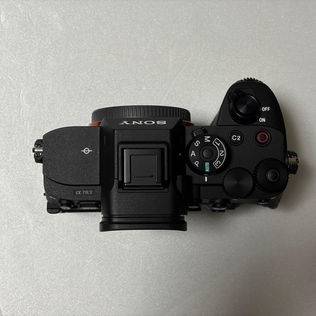SONY α7RV ミラーレス一眼 本体と付属品　撮影枚数194枚