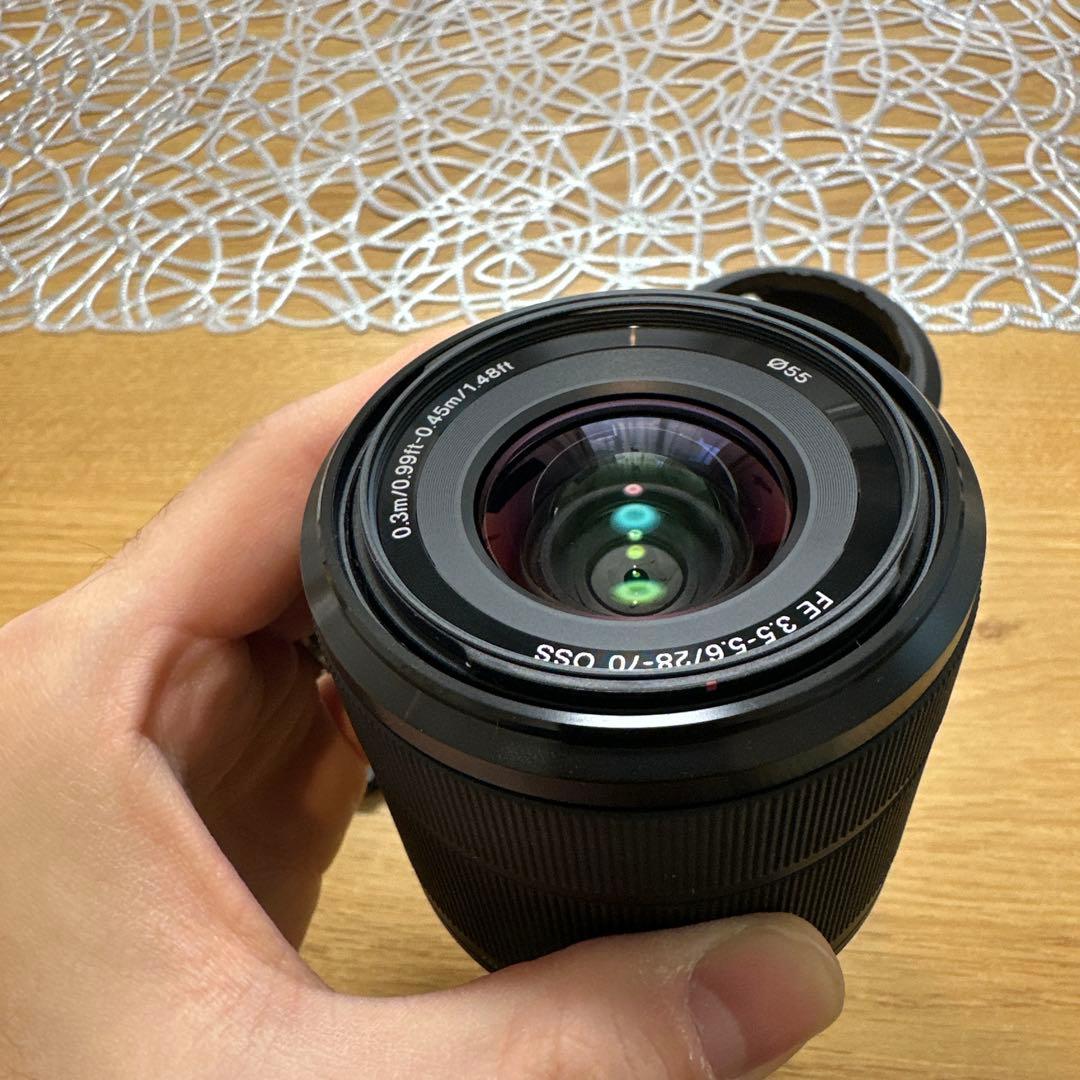 FE 28-70mm f/3.5-5.6レンズ