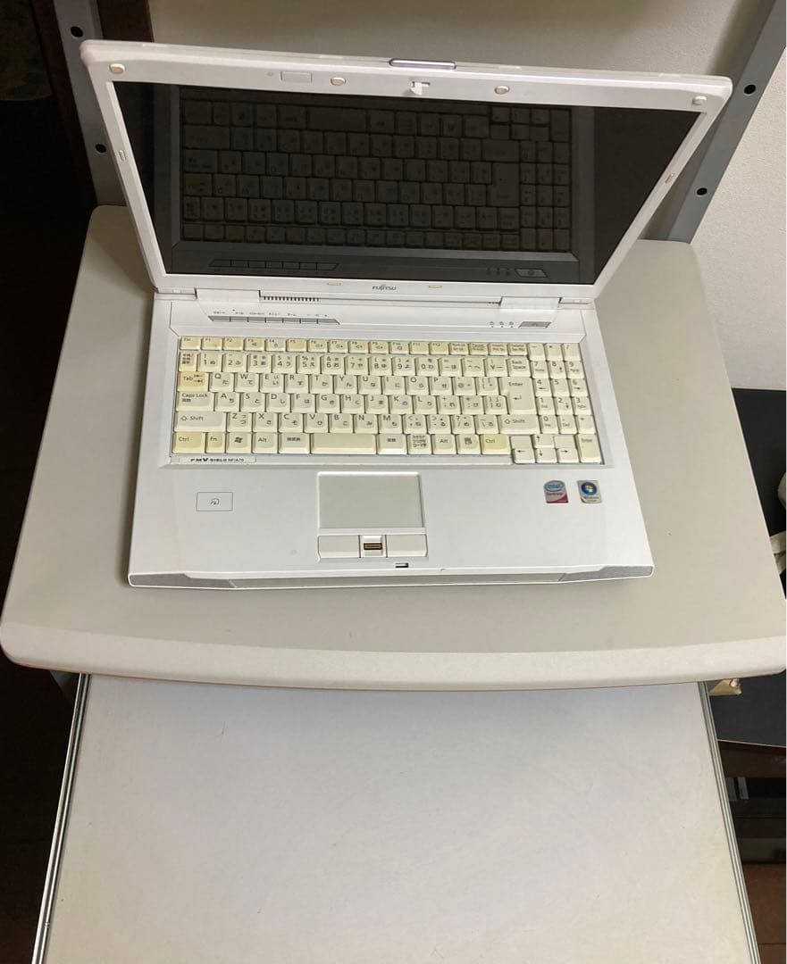 送料無料❤️キャスター付きパソコンラック兼収納