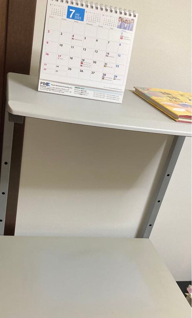 送料無料❤️キャスター付きパソコンラック兼収納