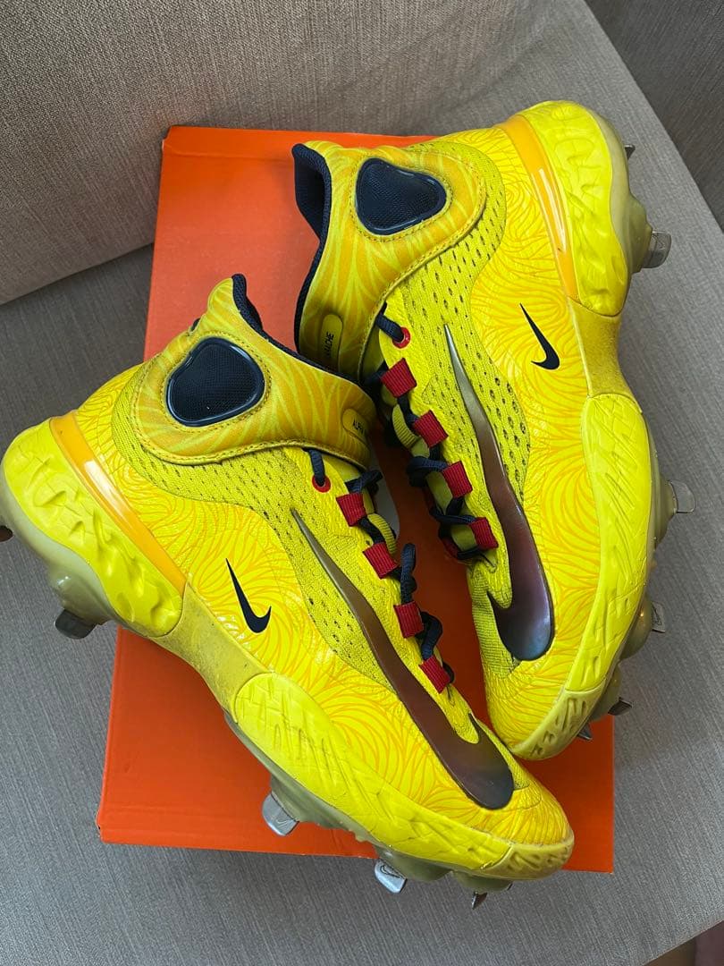 ナイキ 野球スパイク アクーニャJr.モデル アルファハラチエリートト25.5㎝