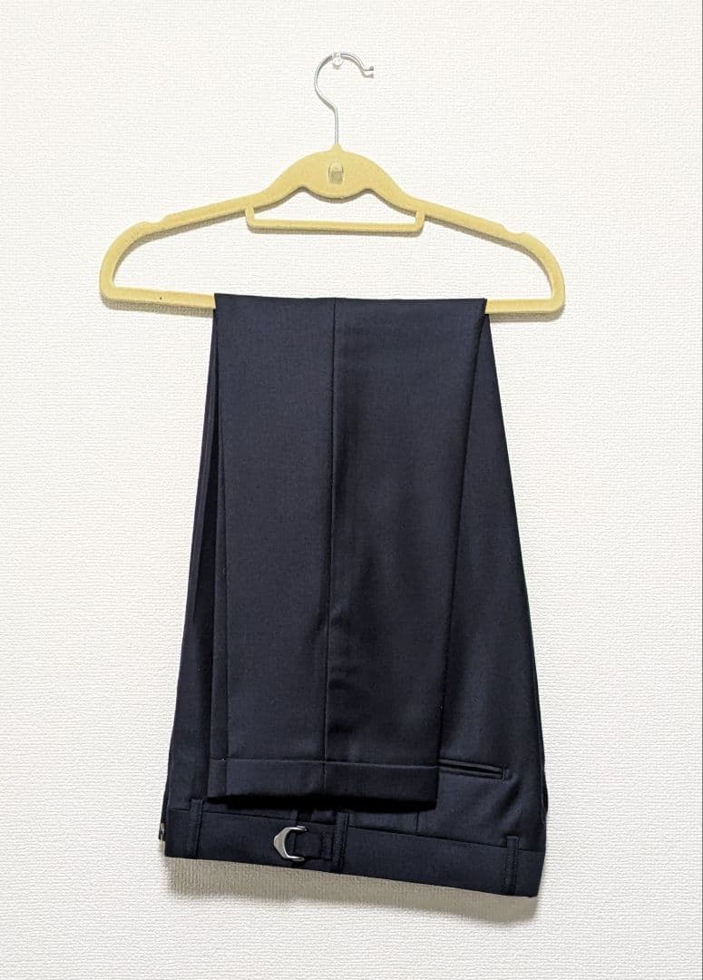 【A4】カシミア混ウール 3ピーススーツ【アレキサンダージュリアン】