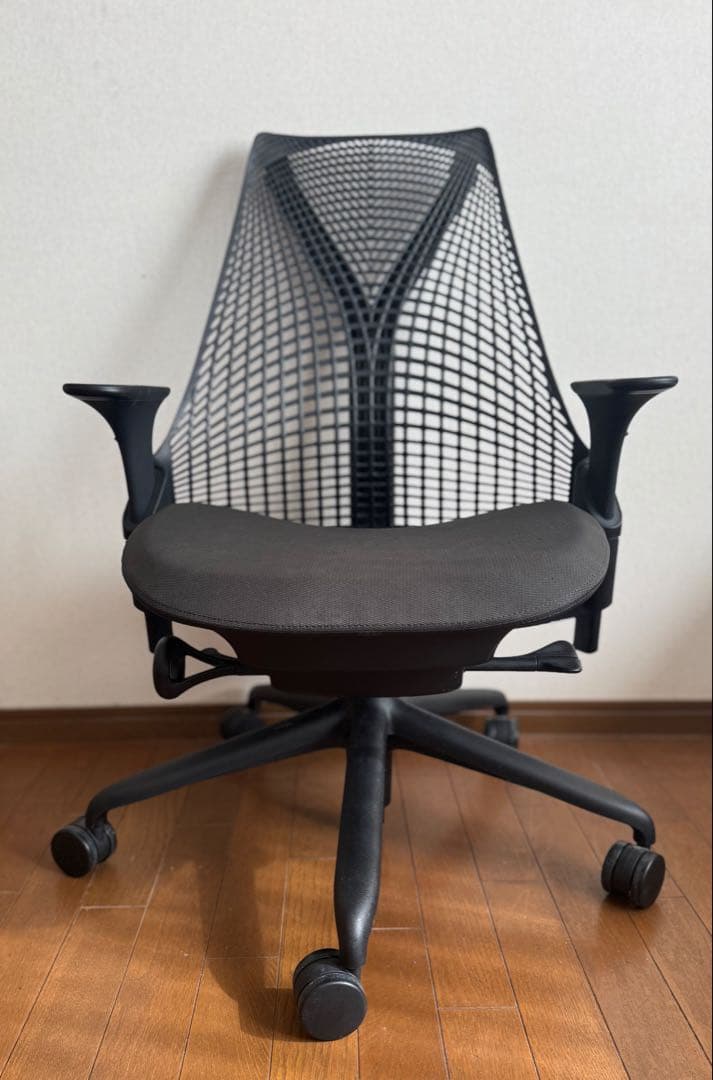 ハーマンミラー　セイルチェア(送料負担)