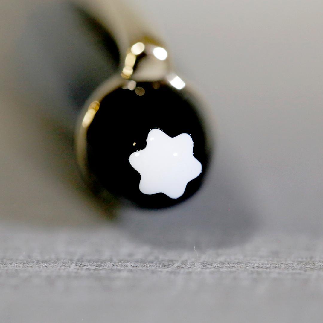 【美品 送料込み】モンブラン 万年筆 １４７ トラベラー マイスターシュテュック