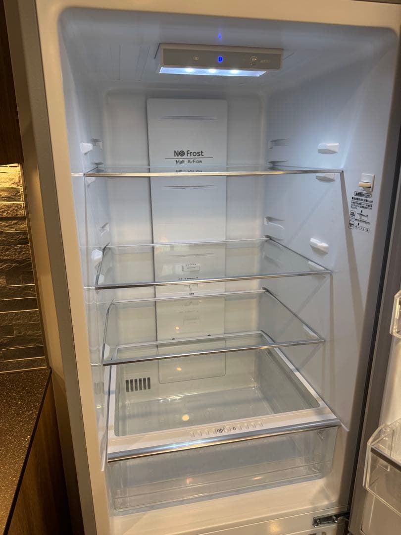 アイリスオーヤマ ノンフロン冷蔵庫IRSN-23A-S 2022年製