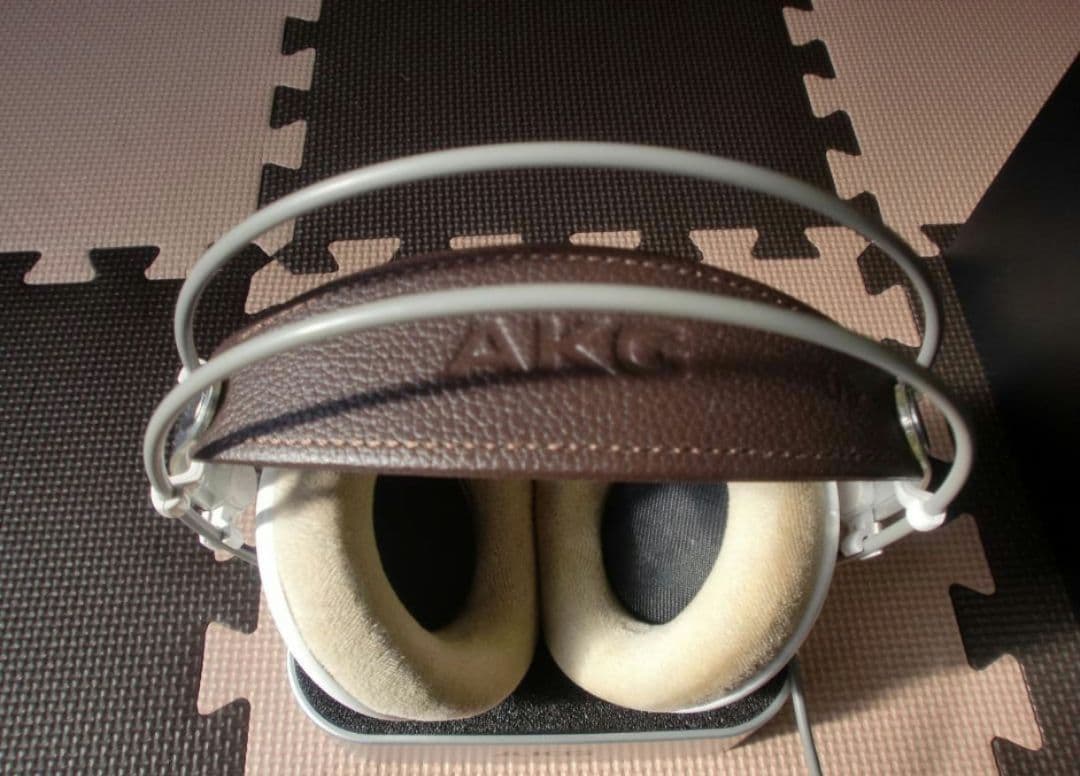 AKG K701 ヘッドホン