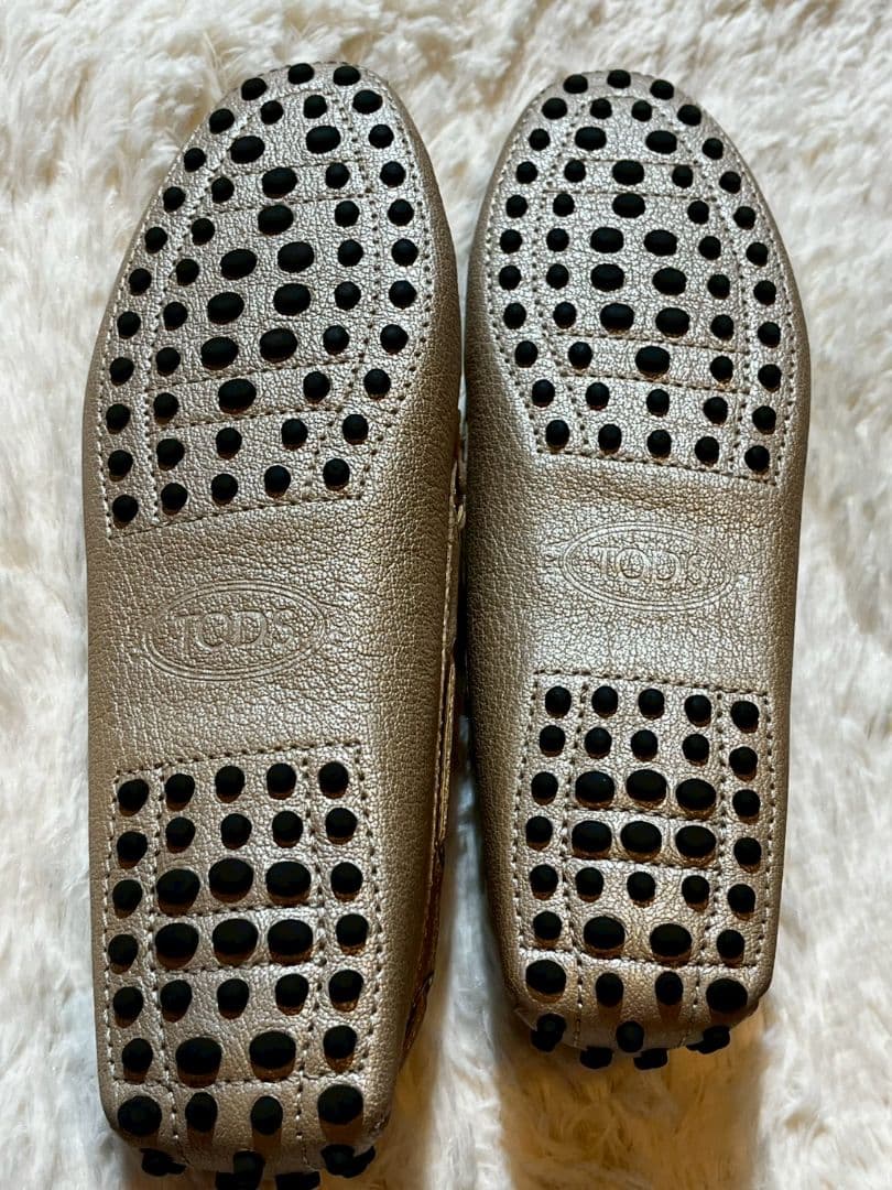 【美品】TOD'Sドライビングシューズ36 1/2(23.5)cmピンクゴールド