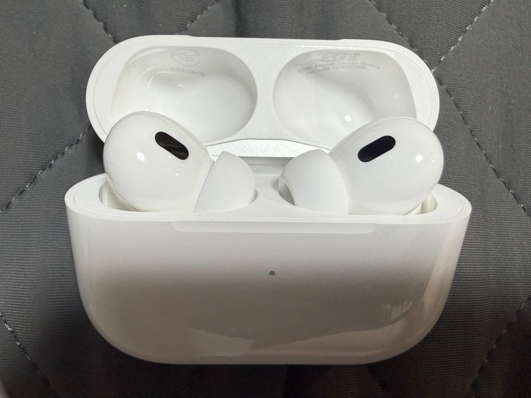 AirPods Pro 2 本体 type-C 付属品未使用 ケース付き