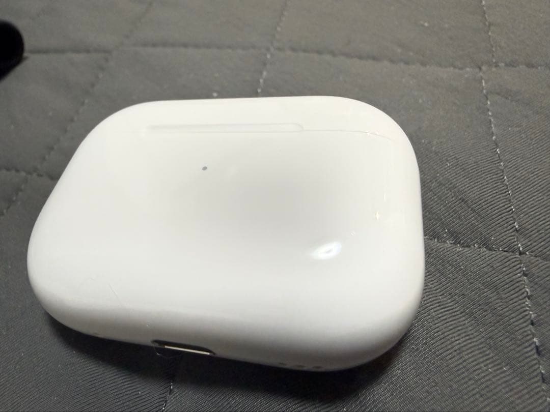 AirPods Pro 2 本体 type-C 付属品未使用 ケース付き