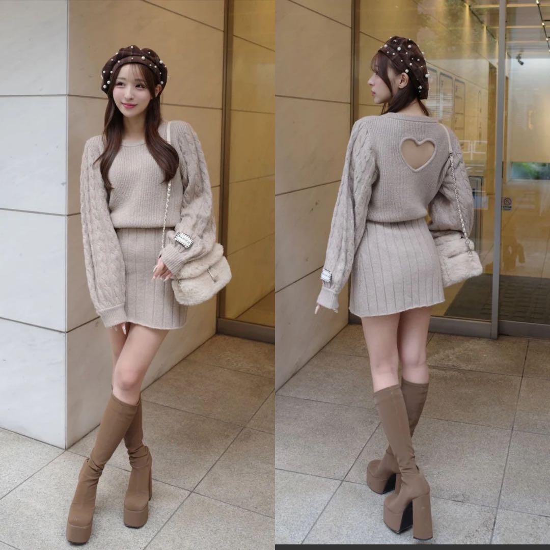 【完売商品・新品】ダーリッチ　ウルトラストレッチロングブーツ Mサイズ