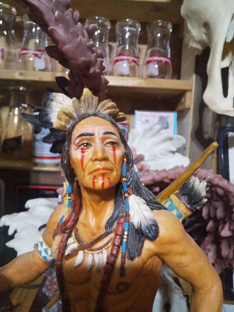 ネイティブアメリカン、インディアン樹脂製フィギュア ウエスタン雑貨アメリカン雑貨