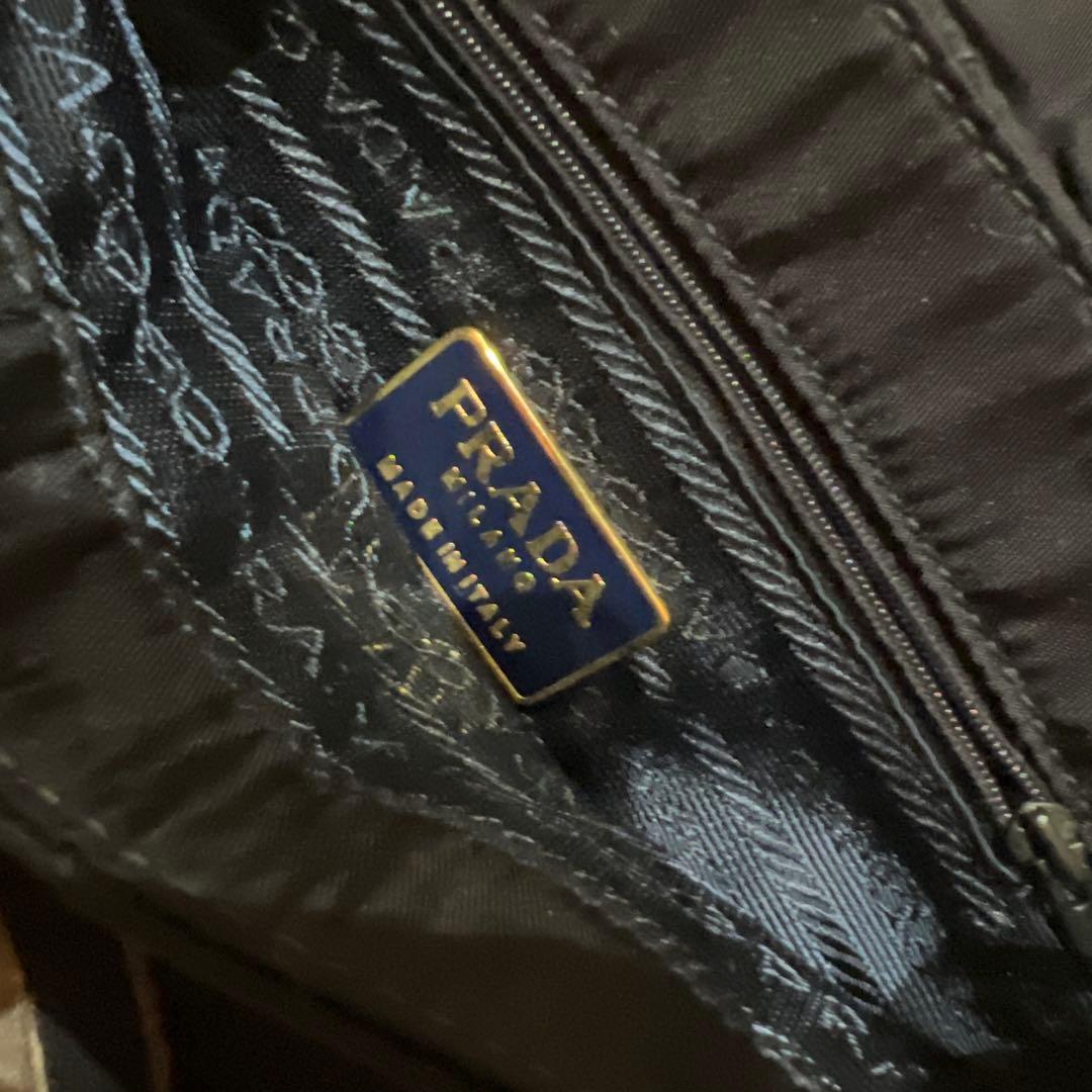 PRADA キルティングナイロン ウエストポーチ