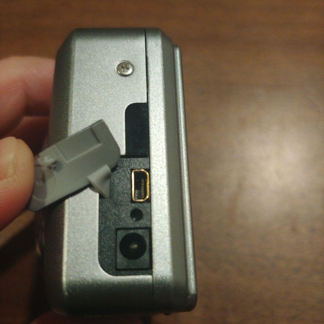 富士フィルム　Fujifilm FinePix F31fd　デジカメ