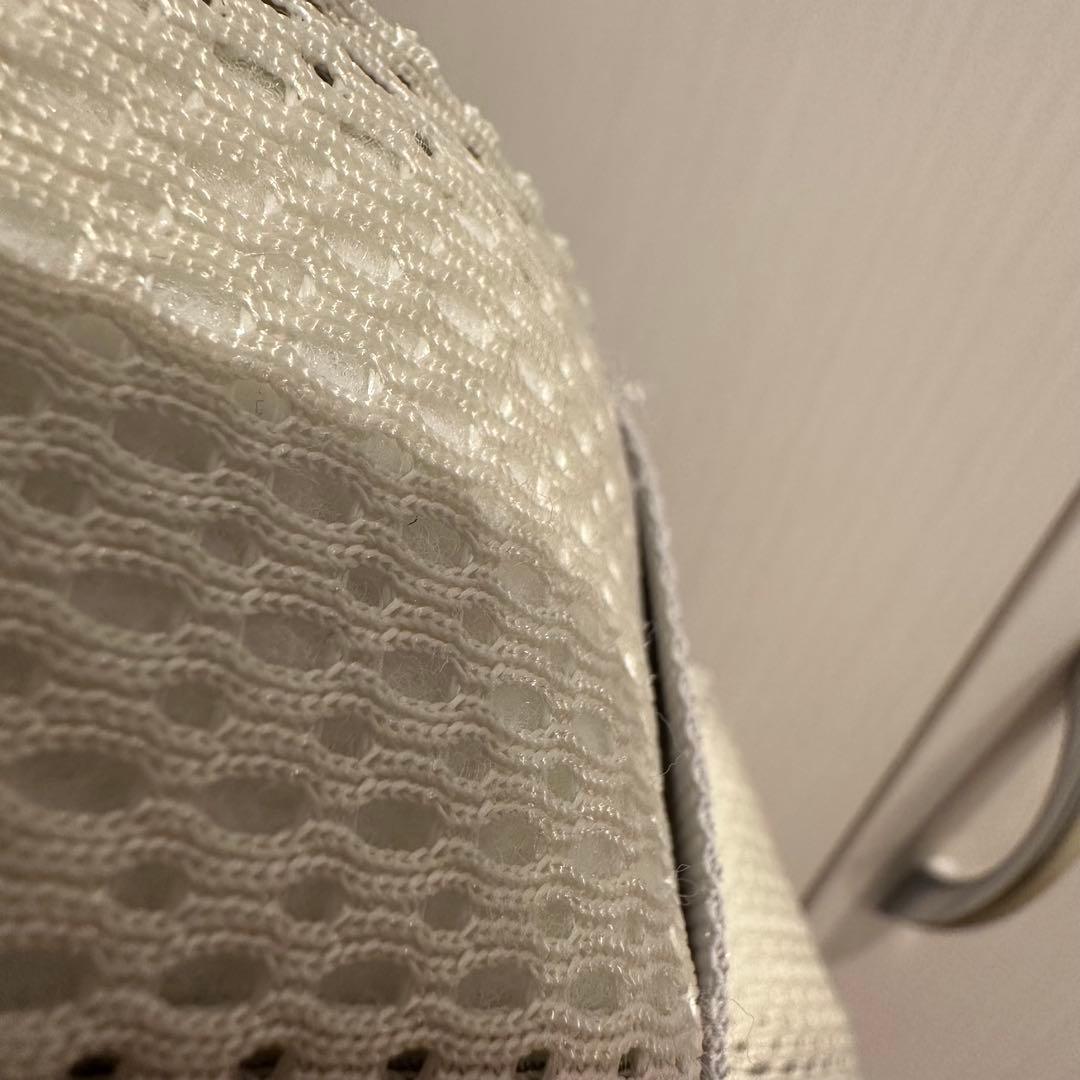 ベビービョルン ハーモニー （クリーム）よだれカバー付き