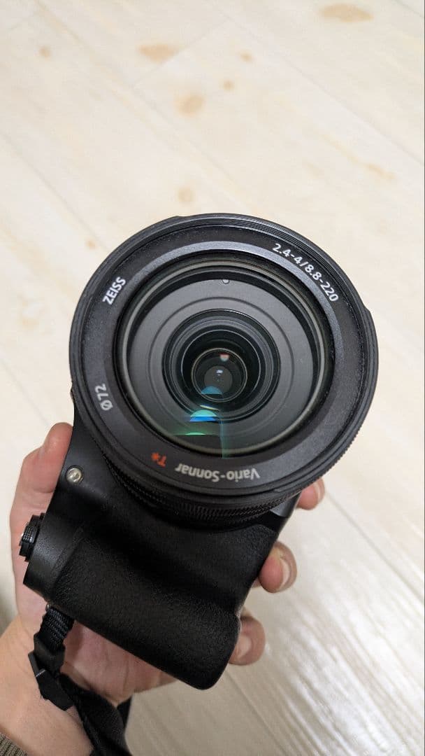 デジタルカメラ SONY RX10M3